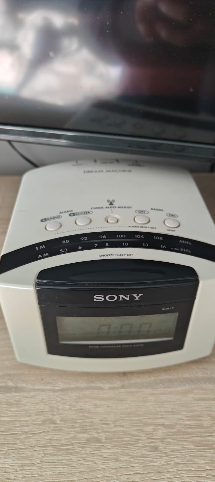 Sony radio budzik