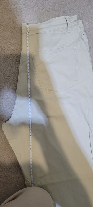 Продам чудовий котоновий жіночий костюм