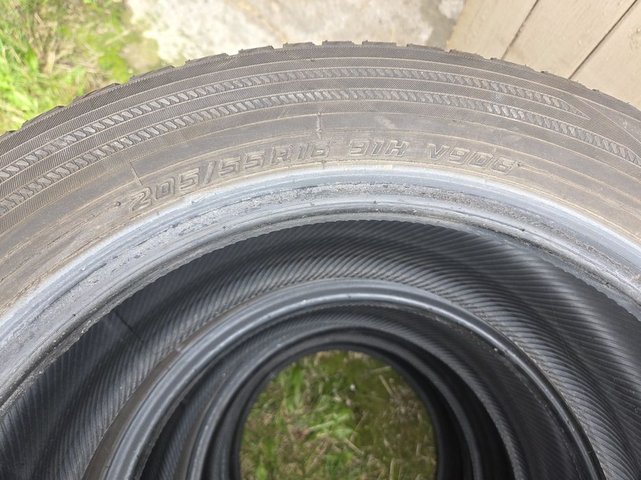 Opony zimowe 205 55r16  Yokohama  rok 2021