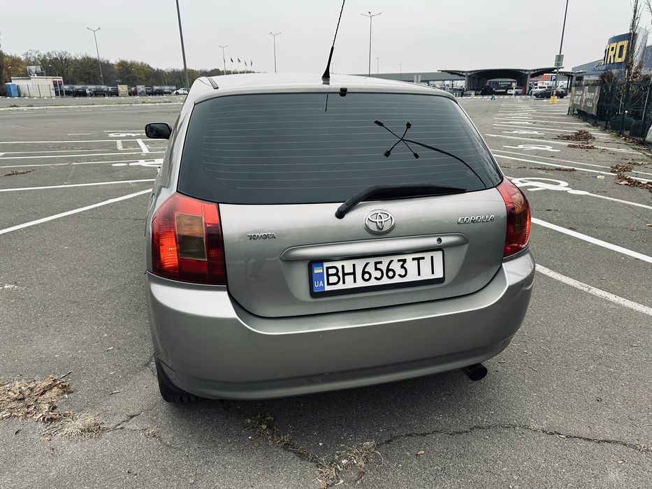 Toyota Corolla 1.8л 2003г