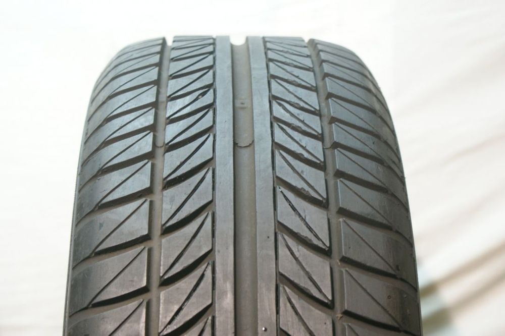 205/55R15 GISLAVED SPEED 506 , 7mm .