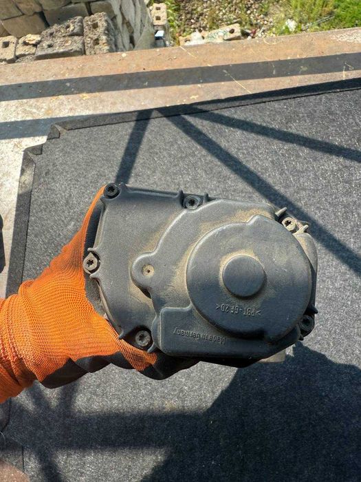 Дросельна заслонка 078133063AM VAG Audi A4 A6 A8 VW Passat 2.4 2.6 2.8