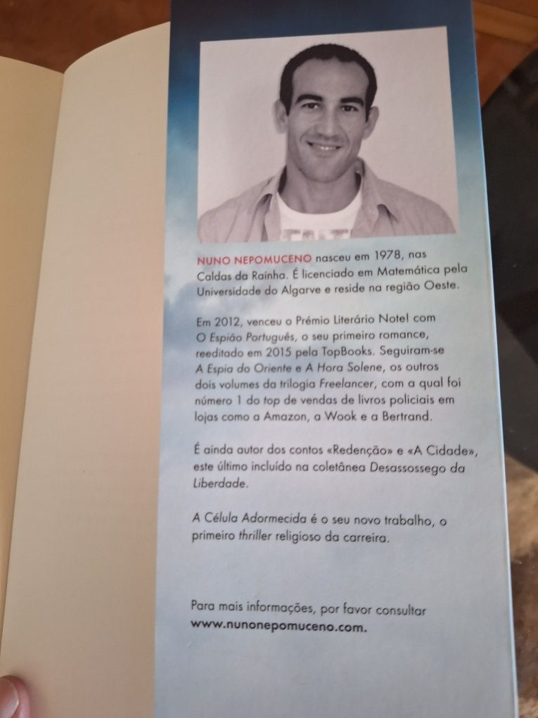 Livro Novo 586 páginas