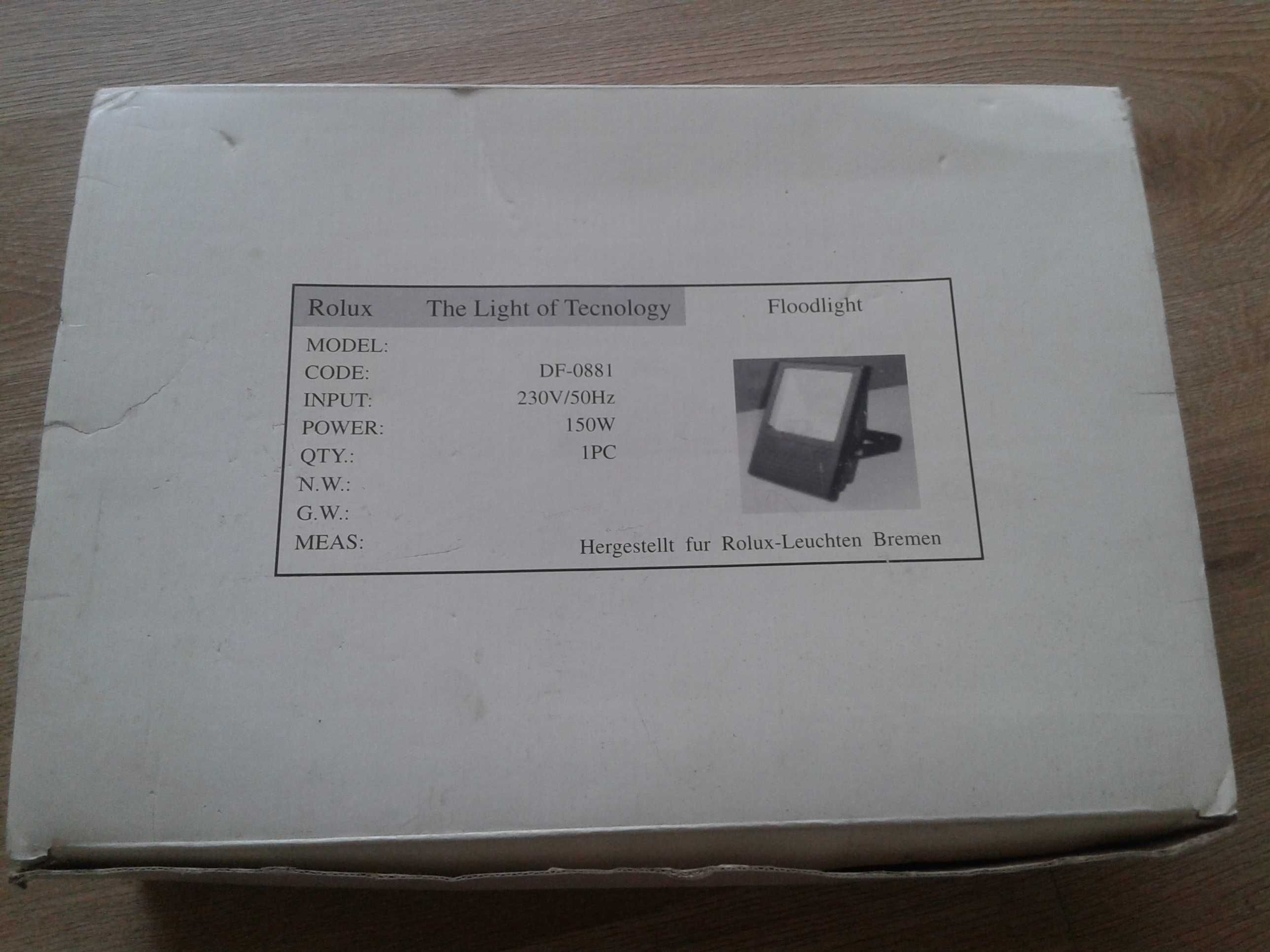 Lampa(latarnia ),zewnętrzna ,naścienna halogenowa.Nowa!.