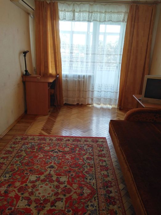 Сдам 1-кв на пр А.Поля 9000