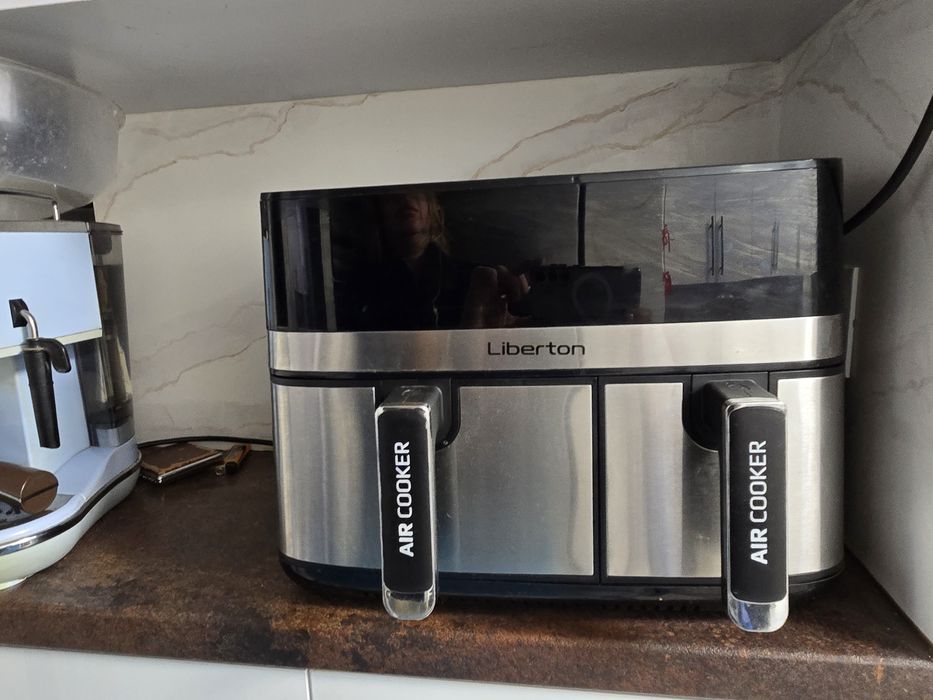 Аэрогриль,практически новый