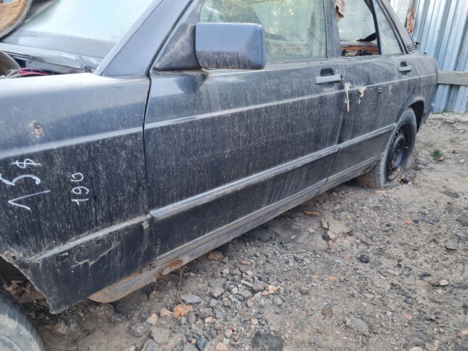 Двери мерседес 190 w201