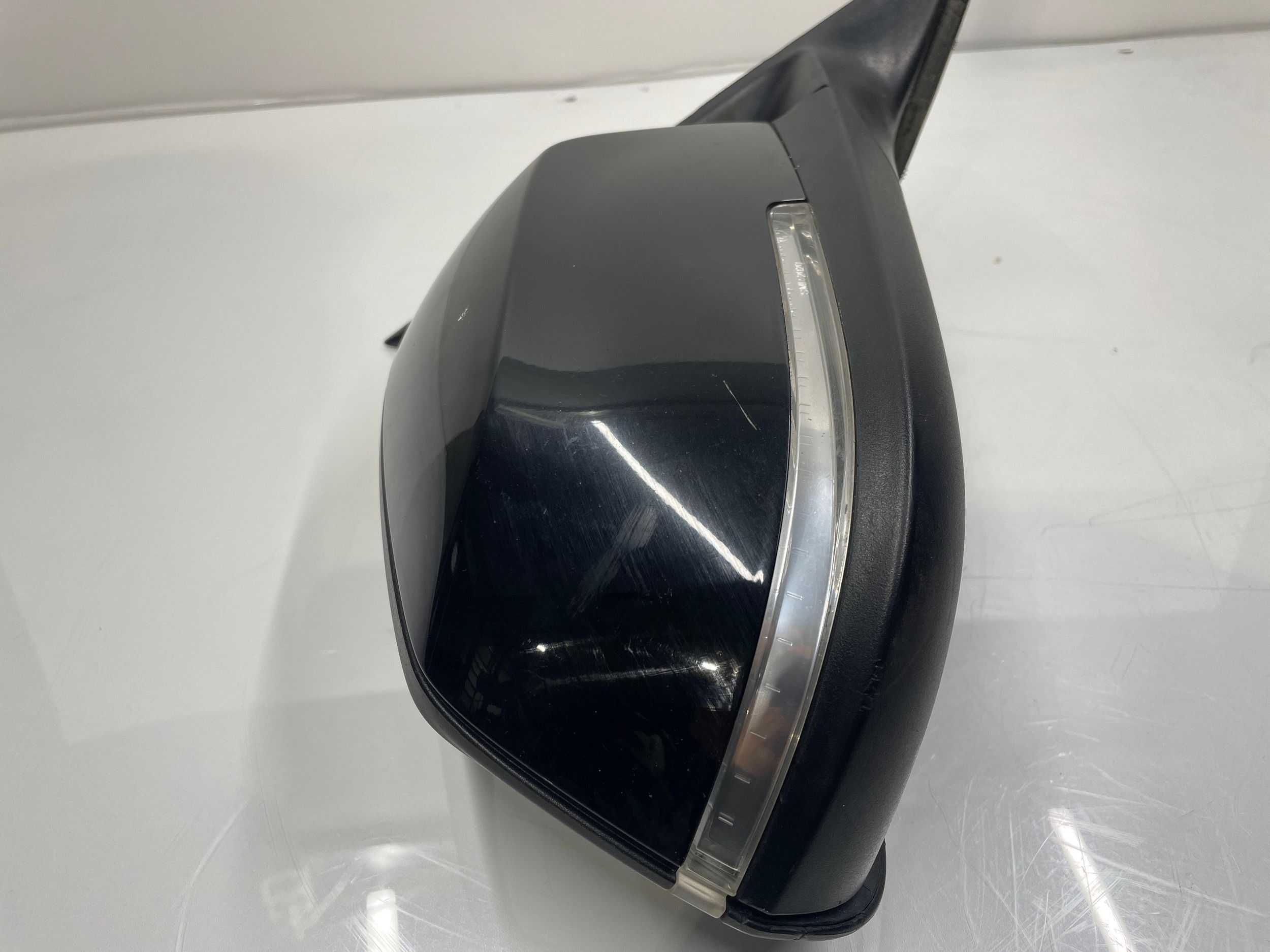 Espelho retrovisor direito BMW F30 (2012)