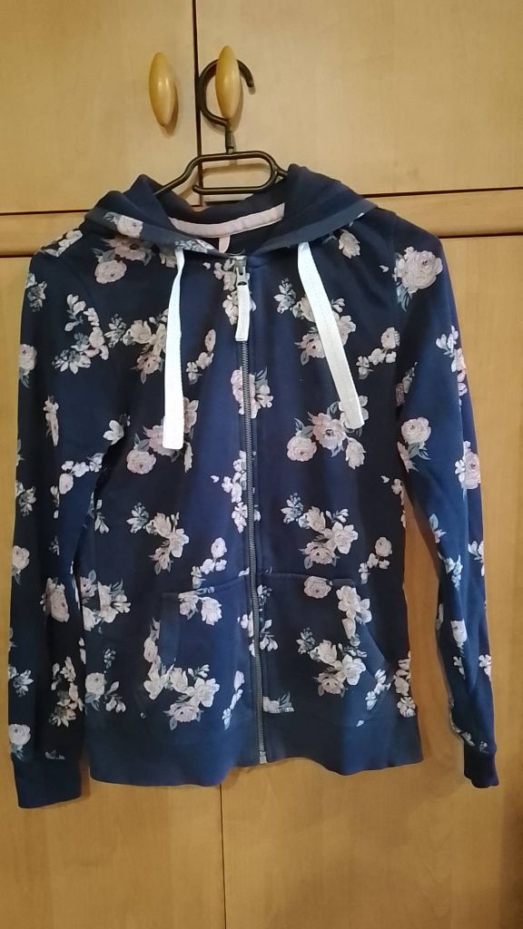 Bluza z zamkiem błyskawicznym