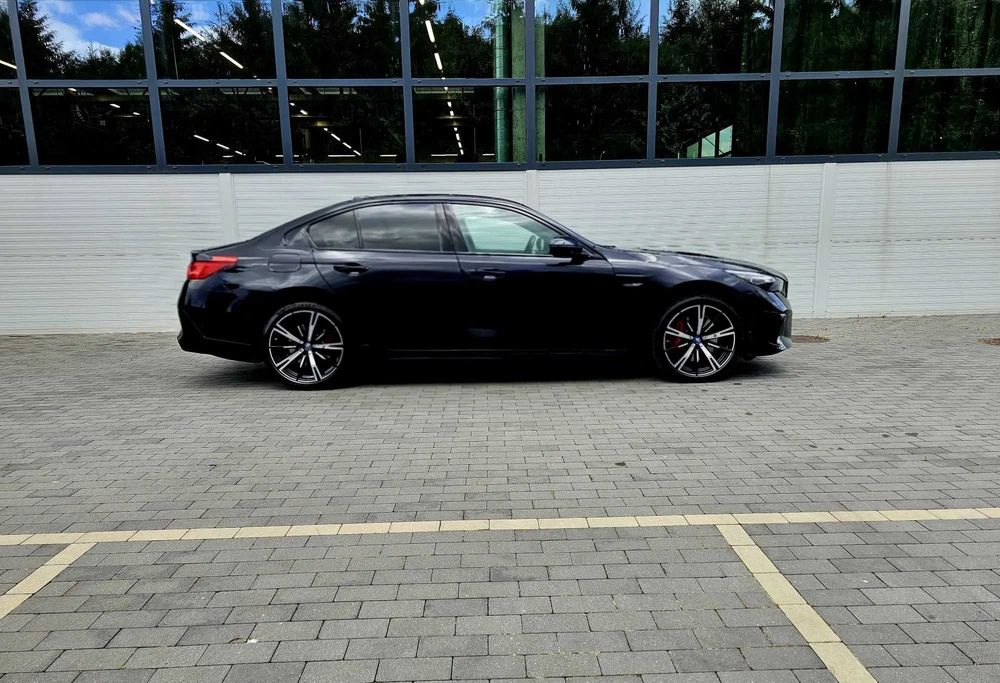 2025 BMW i5 83.9kWh eDrive40 M Sport