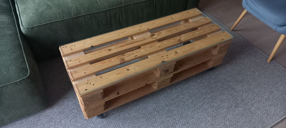 Stolik kawowy industrialny