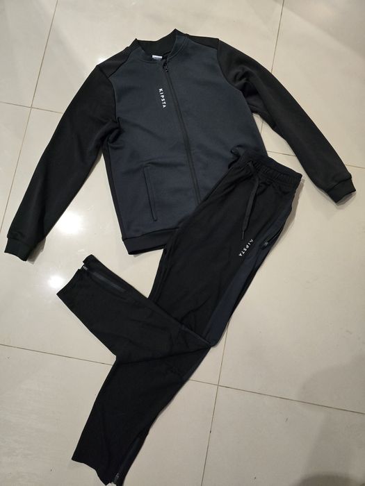 Dres komplet KIPSTA 152 cm