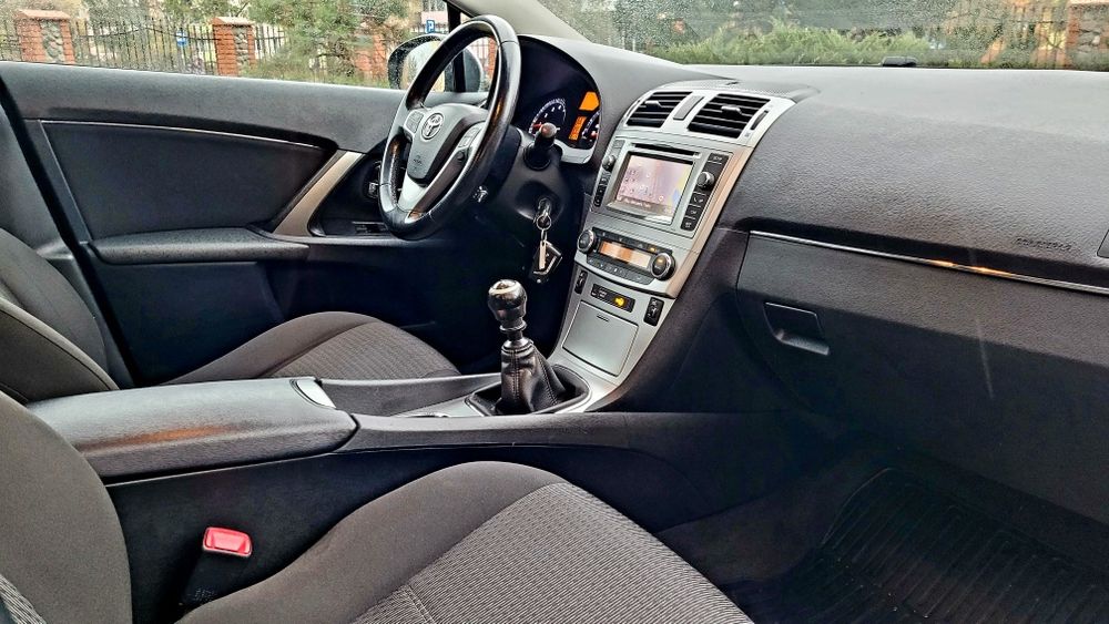 JAK NOWA!!NIEzawodna Toyota Avensis Silnik 1.8 benzyna!Zamiana