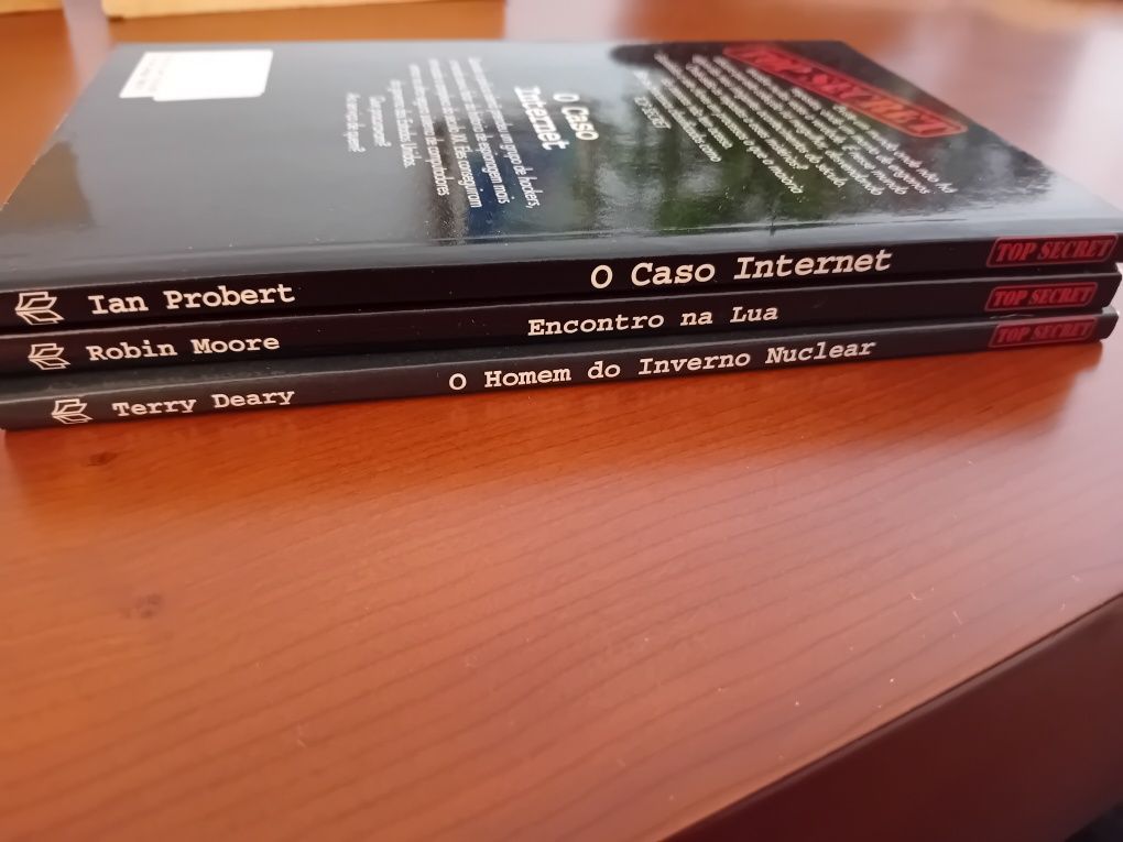 3 livros "top secret"