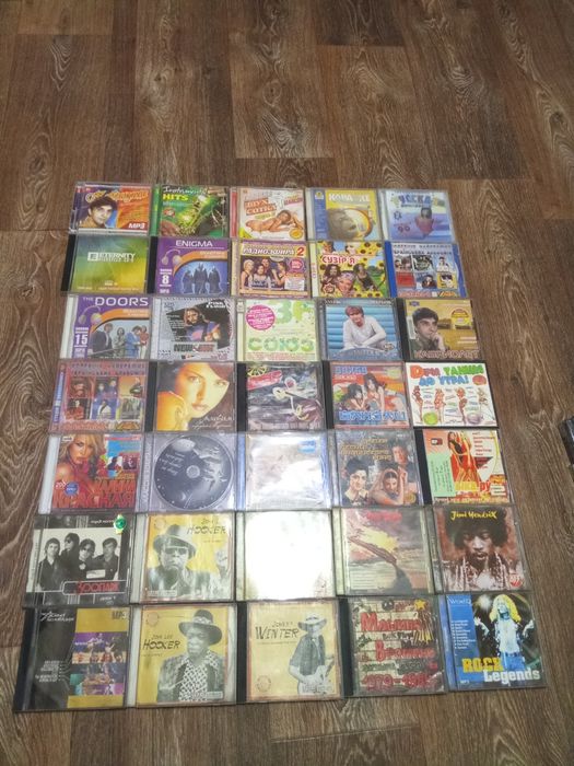 Диски кассеты аудио музыка