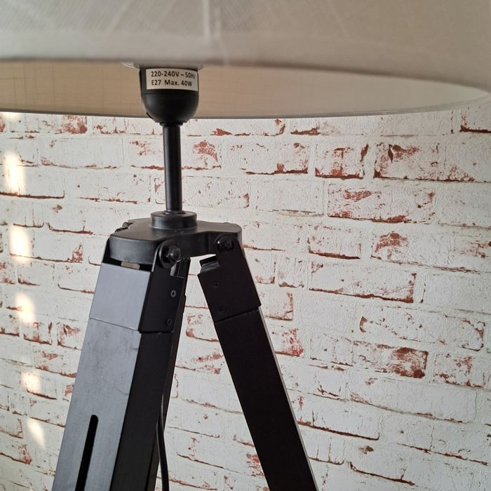 Lampa Podłogowa Stojąca Trójnóg