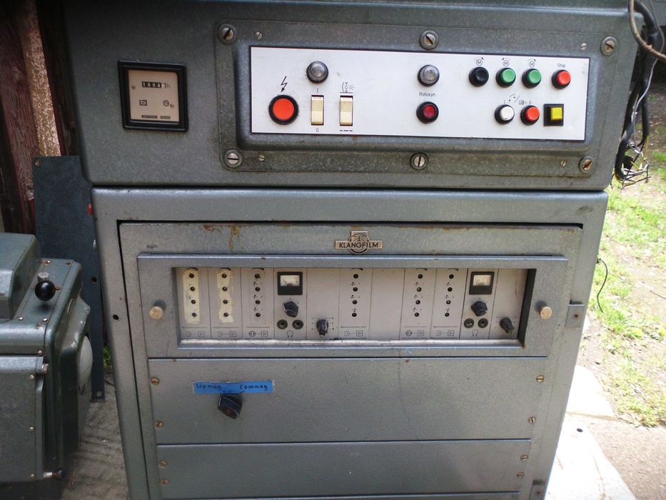 Projektor filmowy 16 Bauer Selecton II  Klangfilm  preampy Siemens