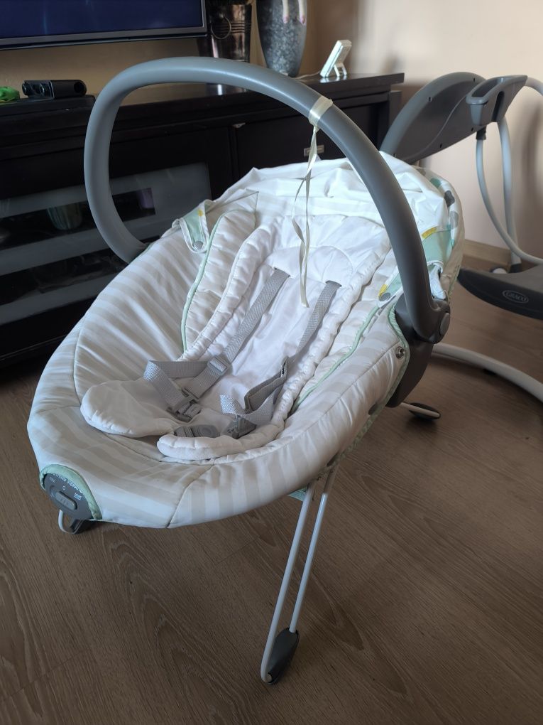 Крісло гойдалка Graco GLIDER ELITE заколисуючий центр