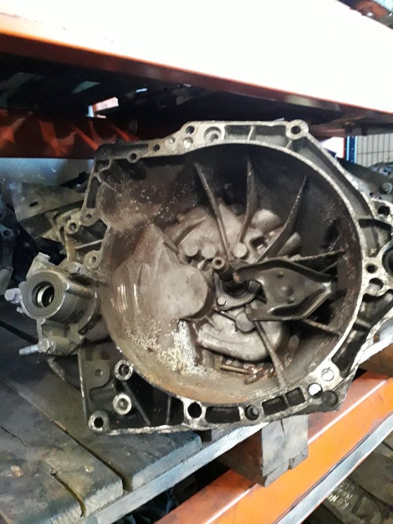 Caixa de velocidades Peugeot 1.6hdi