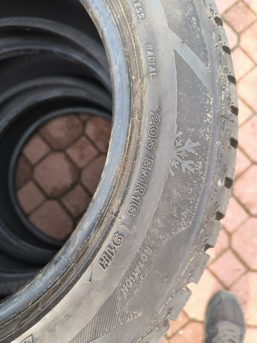 Opony zimowe 205/55/16 Dayton 7mm 4szt