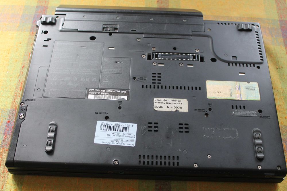 Lenovo ThinkPad T400 (Intel Core Duo. 4/120 GB.)