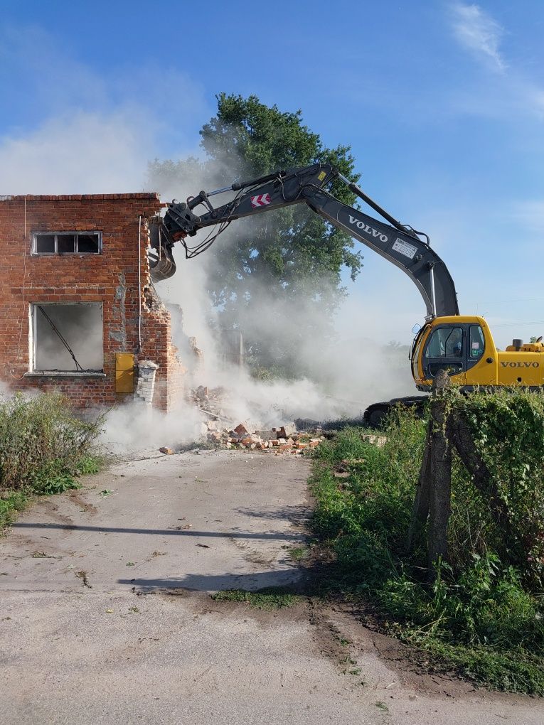 Sprzątanie działek ,wyburzenia, rozbiórki, wywóz odpadów po budowlanyc