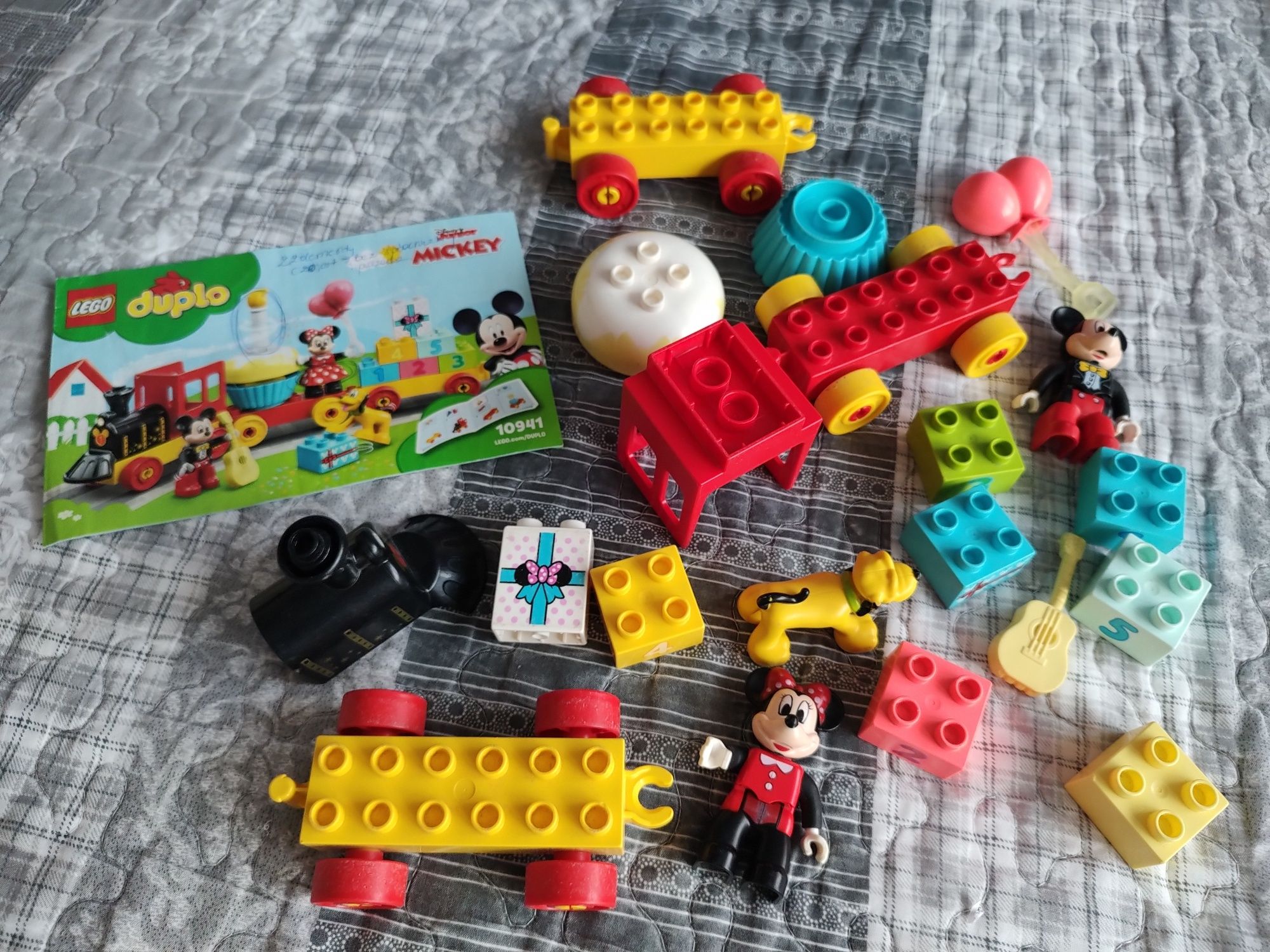 LEGO Duplo 10941 (Urodzinowy pociąg myszek Miki i Minnie)