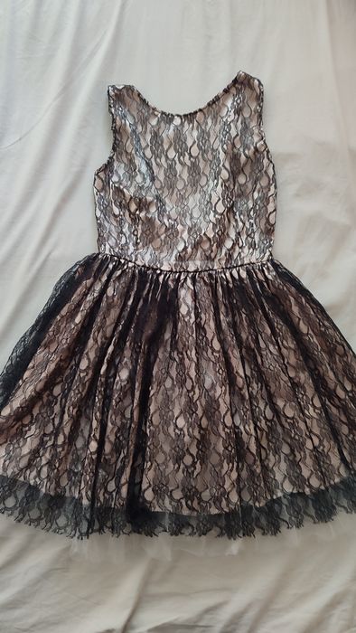 Платья нарядные распродажа  6-9лет