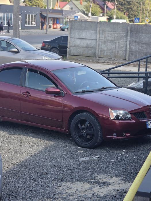 Міцубісі галант 9 2004 року