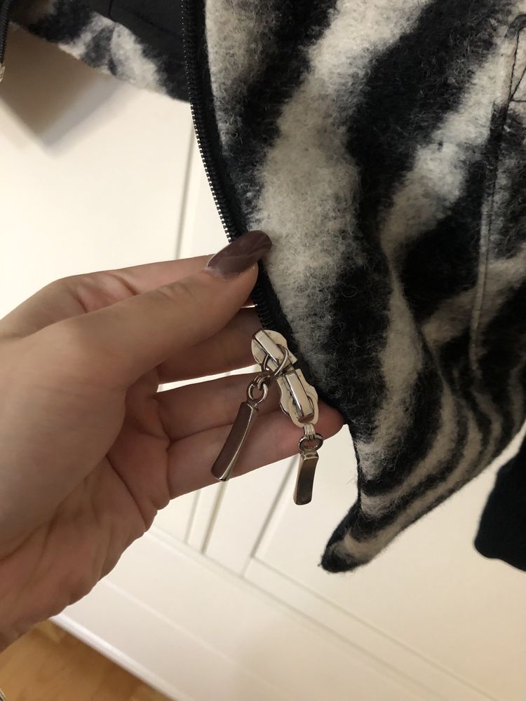 Żakiet kurtka 100% wełna zebra