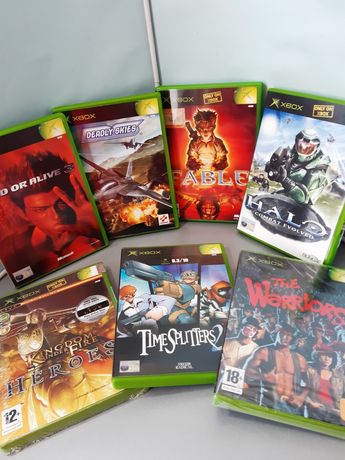 Coleção de jogos para a Xbox/XB (Deadly Skies, Fable, Halo, Warriors)