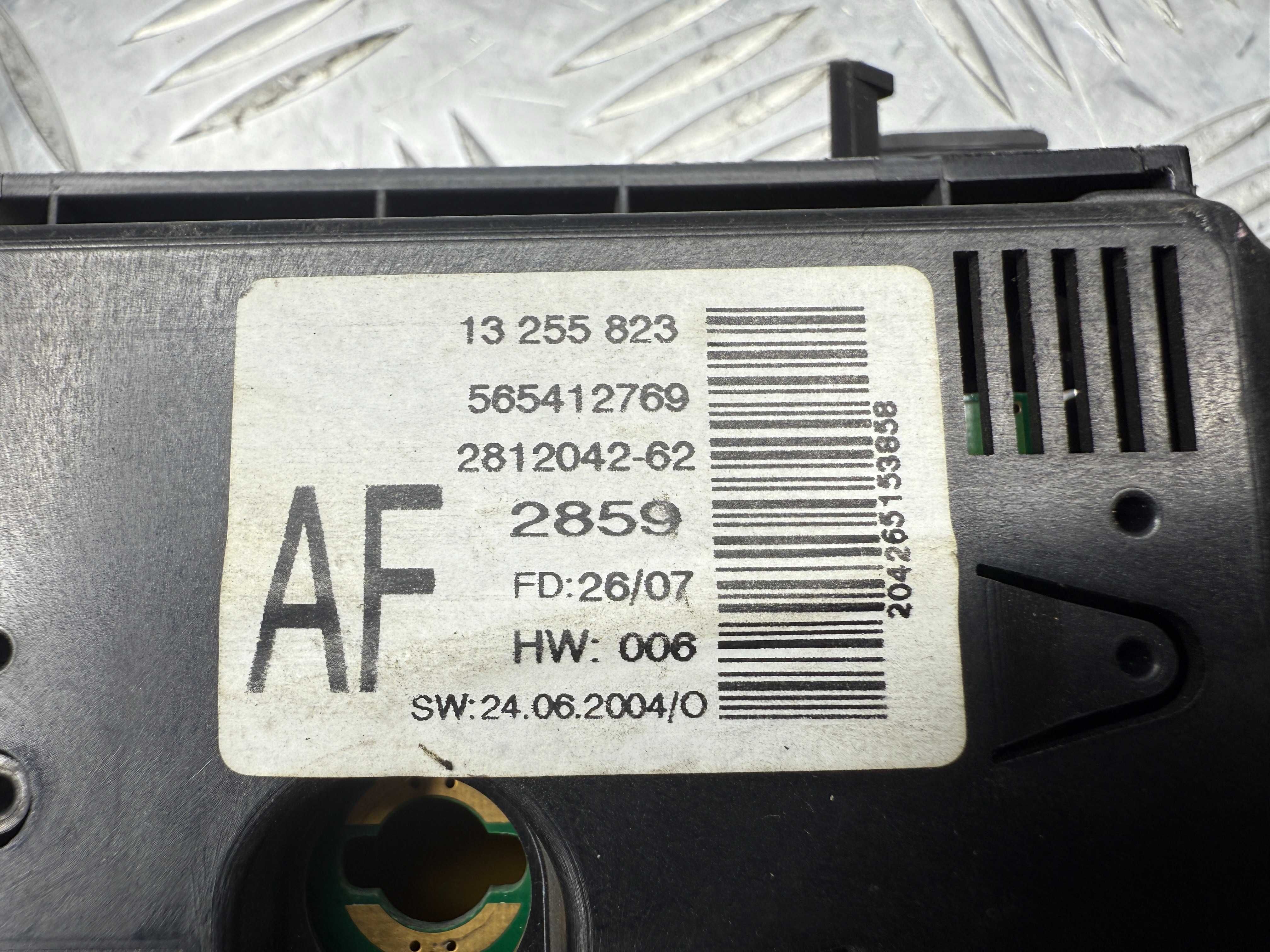 Часы дисплей Opel Astra H Опель Астра 13255823