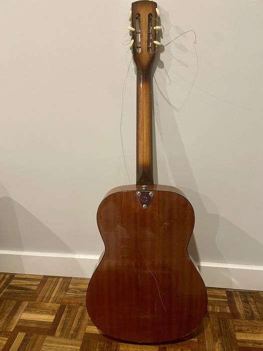 Guitarra Crucianelli para restauro