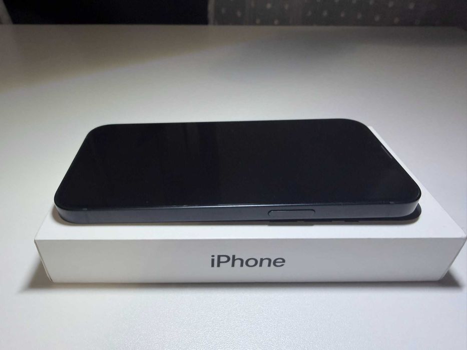 Iphone 13 128 GB Niebieski stan B.dobry