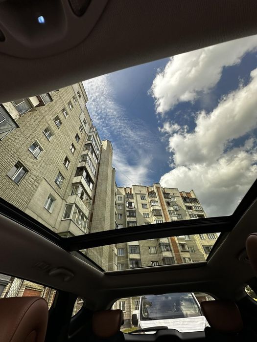 Автомобіль Hyundai Santa fe