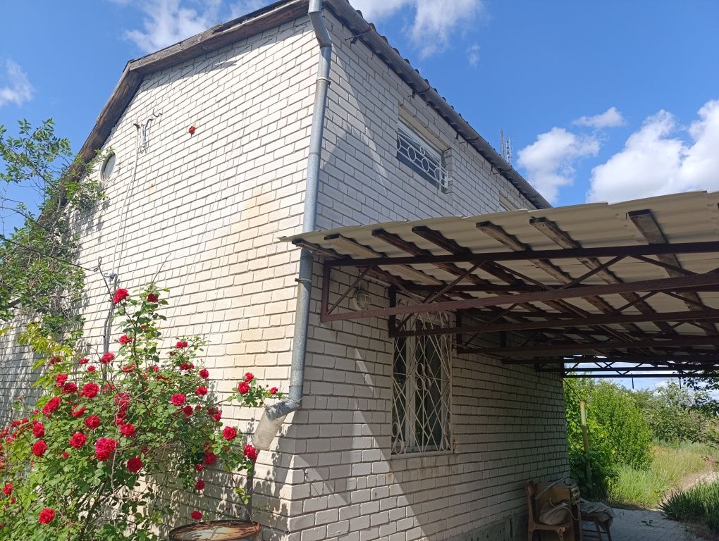 Сдам в аренду дачу в Новоселовке