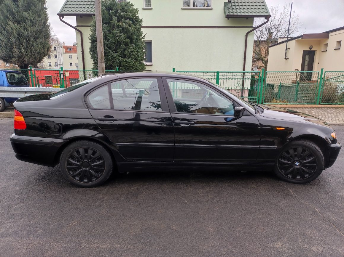 BMW E46 2.0 benzyna ** piękny lakier** ZADBANA!