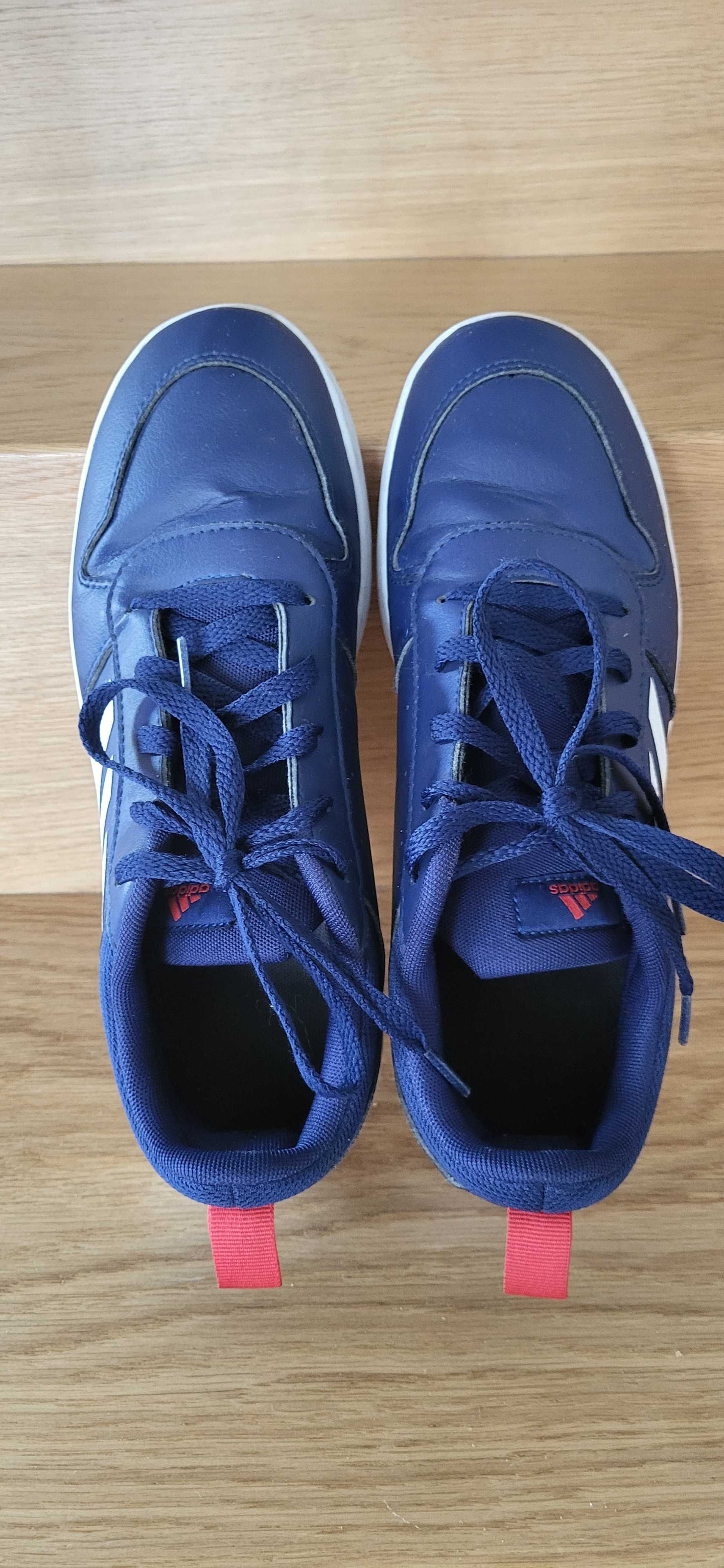 Buty Adidas dla chłopca rozm. 38 2/3