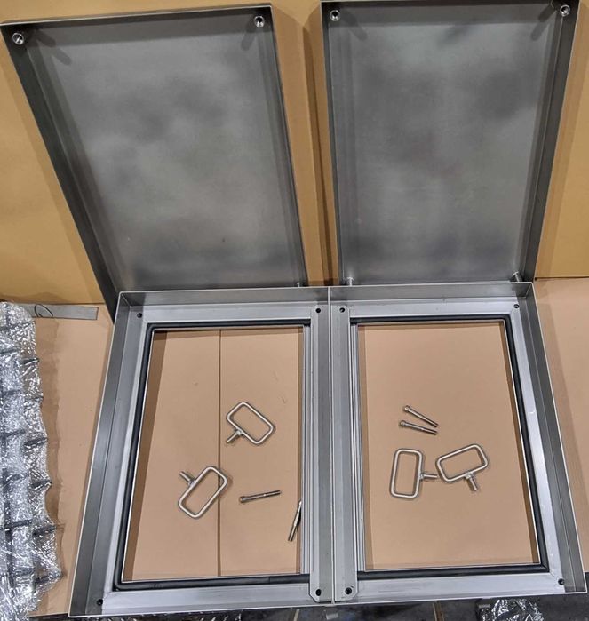 Właz podłogowy wyłaz Inox 900x600 Klasa B125 Kraków