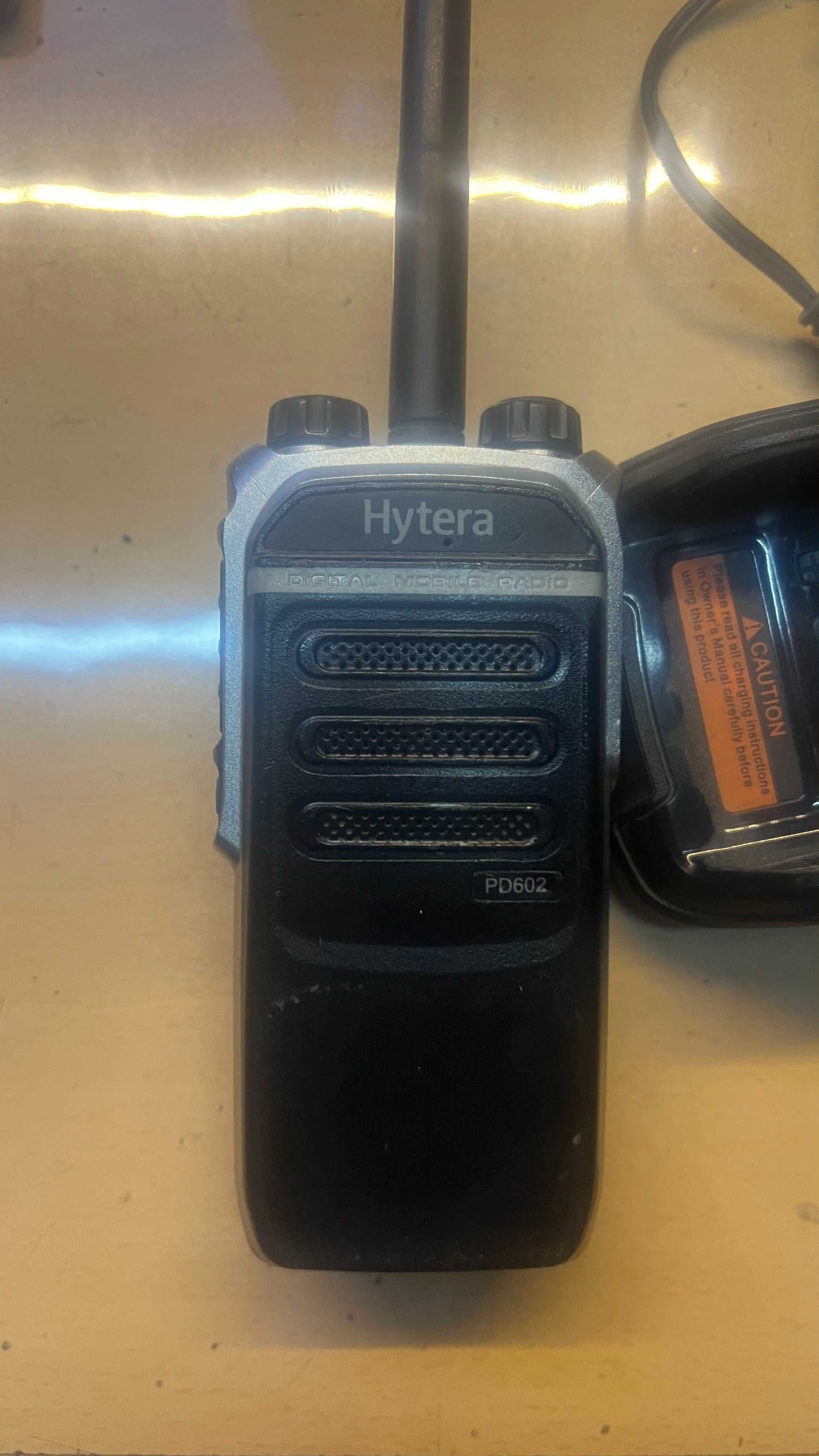 Рация Hytera pd602