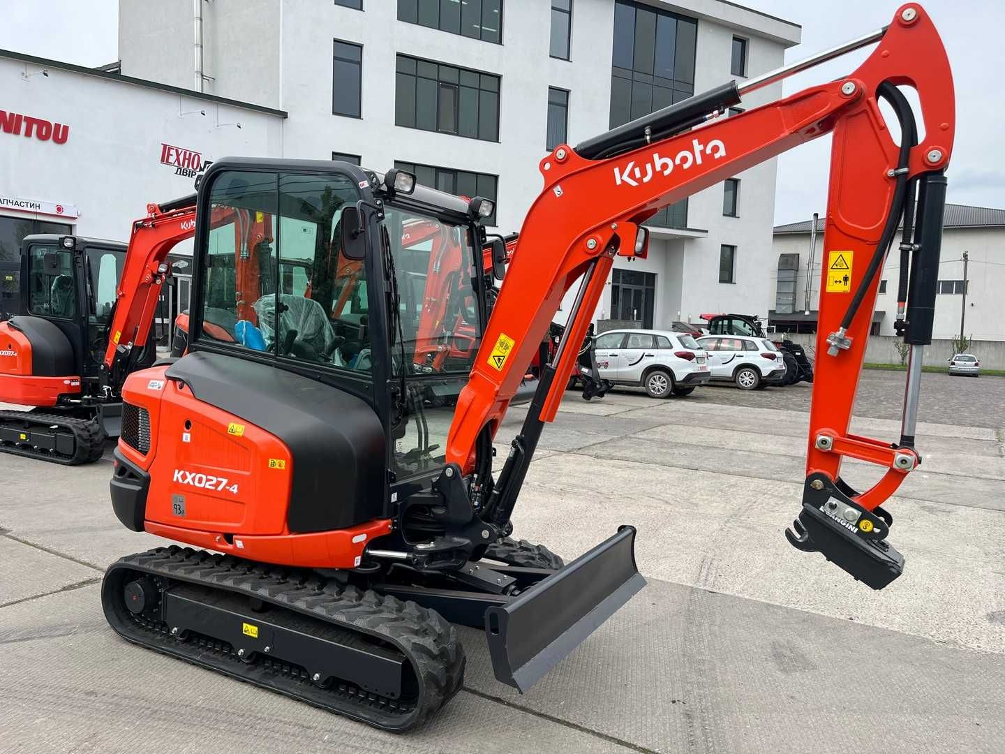 Новий Гусеничний міні екскаватор Kubota KX027-4