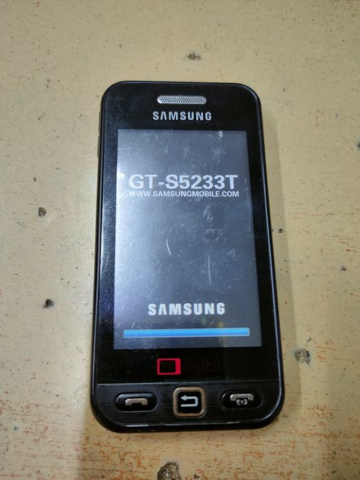 Samsung GT s 5233t