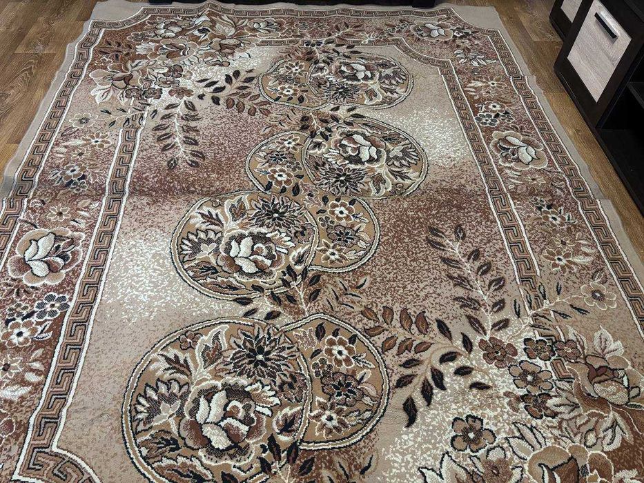 Ковер, палас 3х2.2 м, светло-коричневый, с узорами, большой в комнату
