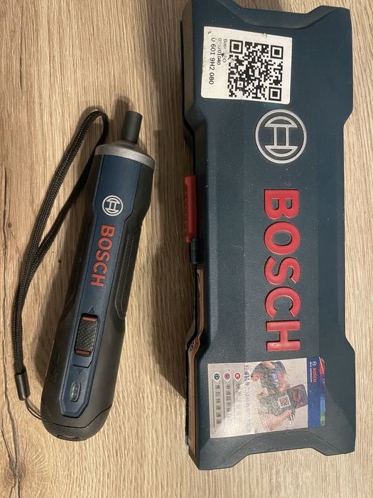 Wkrętak akumulatorowy Bosch GO stan idealny jak nowy