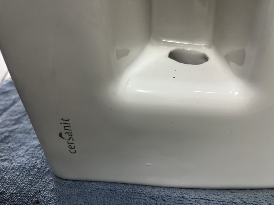 Bidet Cersanit podwieszany