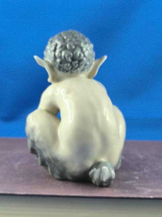 Faun z wężem Royal Copenhagen #porcelana #ozdoba #kolekcja