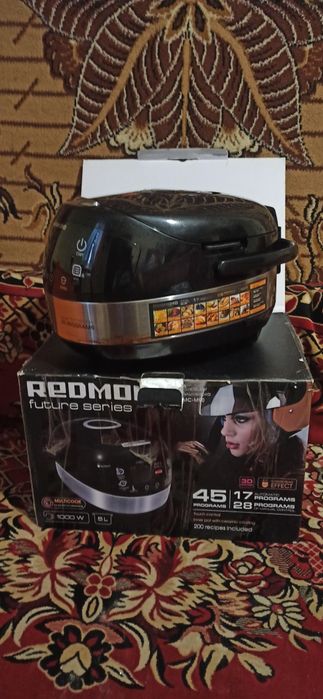 Мультиварка Redmond СРОЧНО