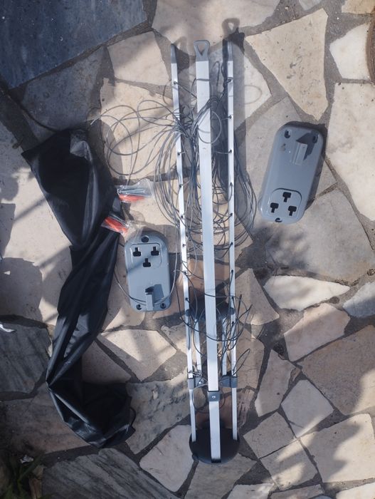 Estendal de parede em Alumínio. Novo.