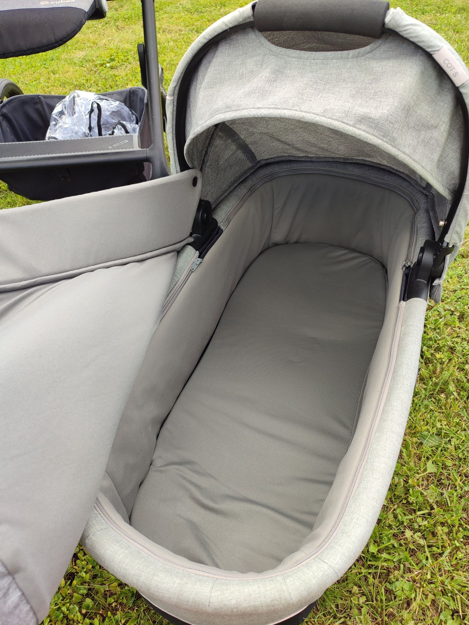 Zestaw wózek 2 w 1 gondola spacerówka Cybex Balios S nosidełko baza