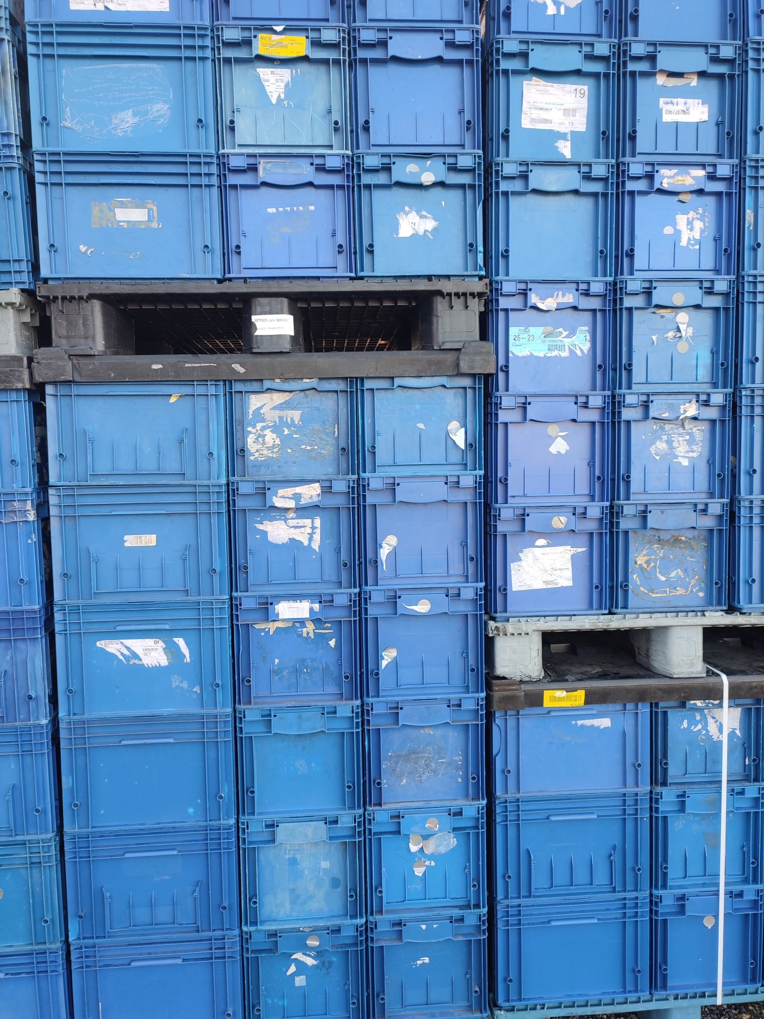 400x300x280 pojemniki magazynowe skrzynki plastikowe transportowe